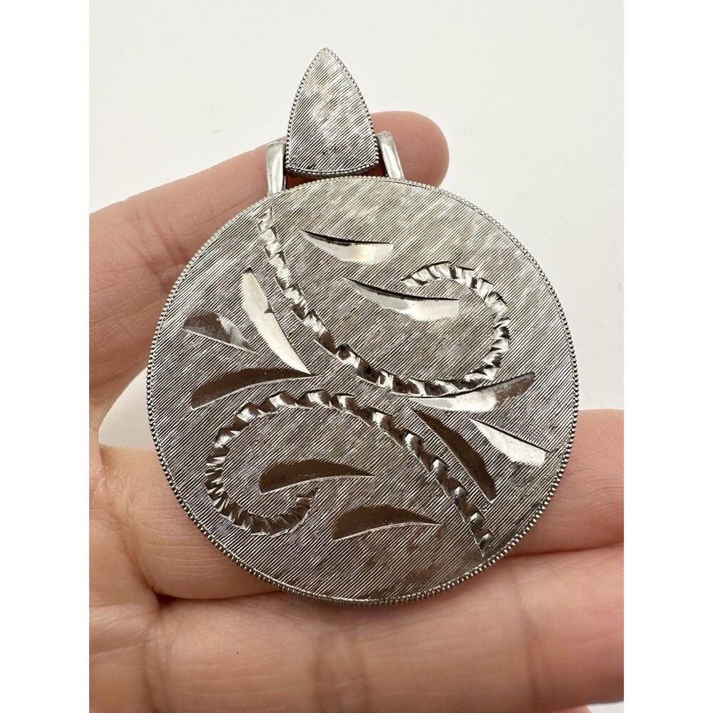 Vintage Diamond Cut Large Pendant Silver Tone